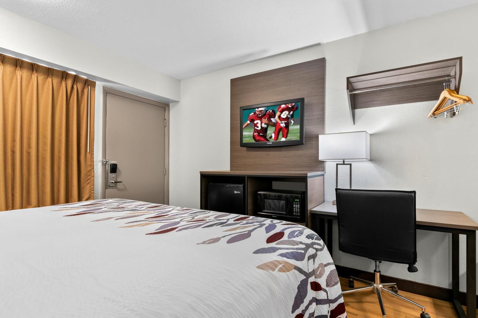 Red Roof Inn Harrisburg North Ngoại thất bức ảnh